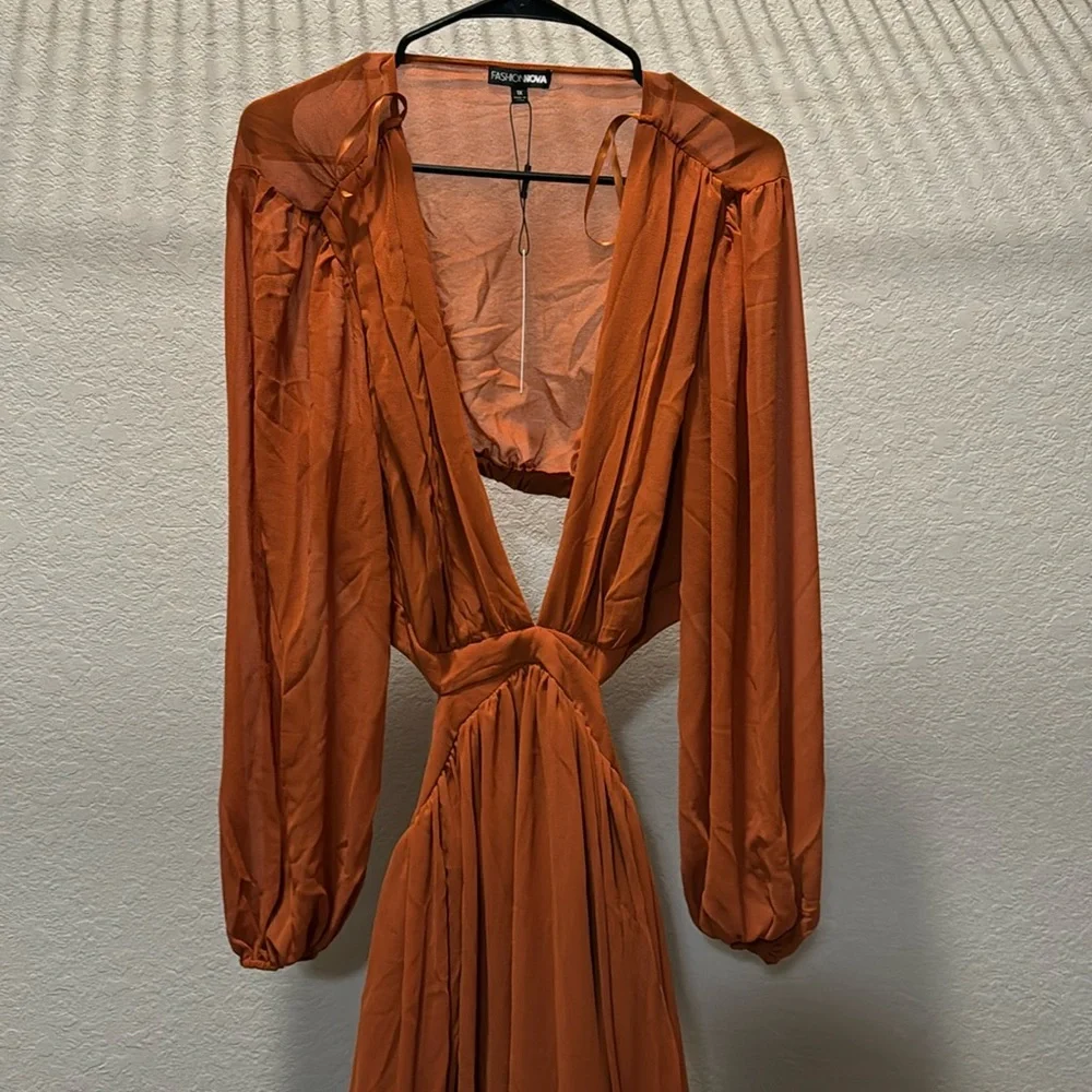 Fashion Nova Maxi Dress - Picture 1 of 4